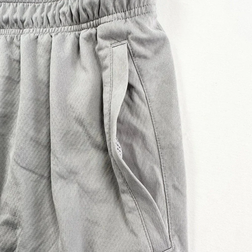 Nike Basketball Shorts Mens XL Grey Dri Fit Lightweight Running Sports Trunks - Picture 3 of 12